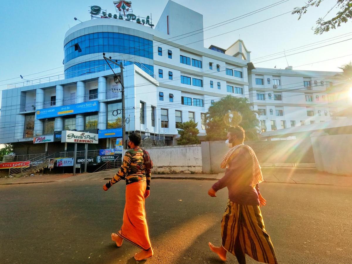Green Park Residency Kannur Luaran gambar