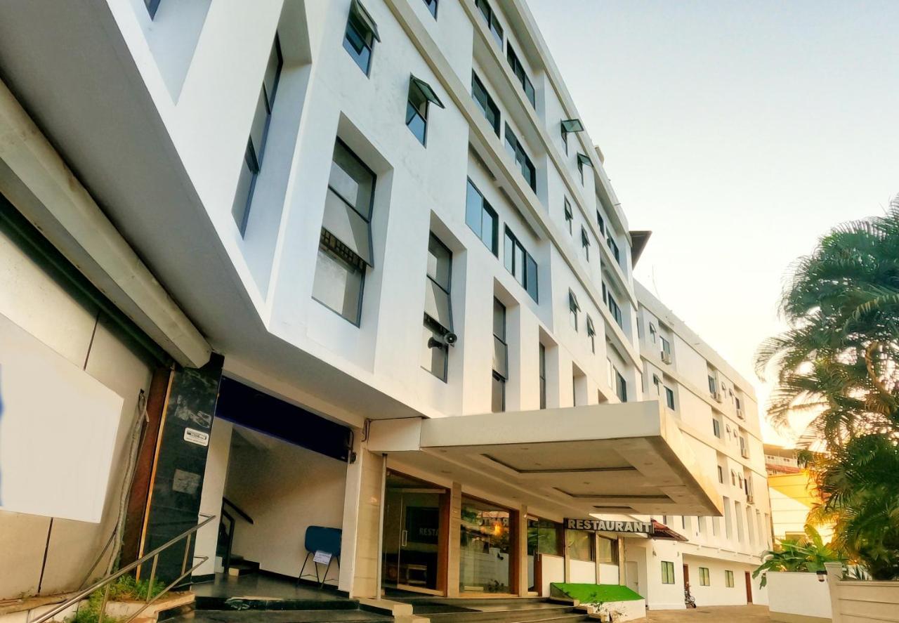 Green Park Residency Kannur Luaran gambar